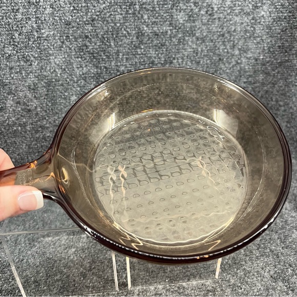 Corning Vision Ware Amber Waffle Bottom 7" Fry Pan Skillet w/ Pyrex Lid V-1.5-C - Picture 2 of 8